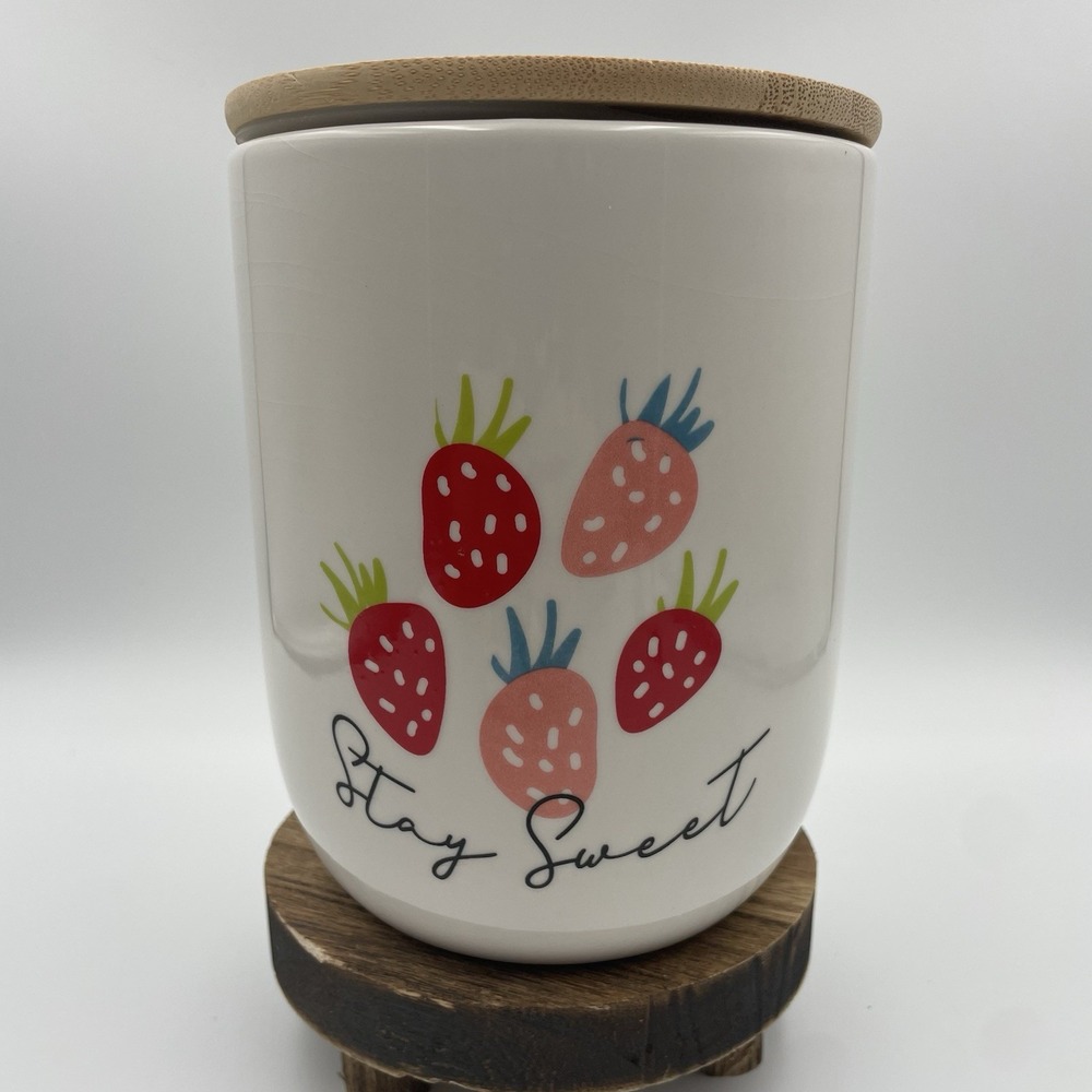 Strawberry Storage Canister With Bamboo Lid‎ "Stay Sweet" White Ceramic 6x5" NEW